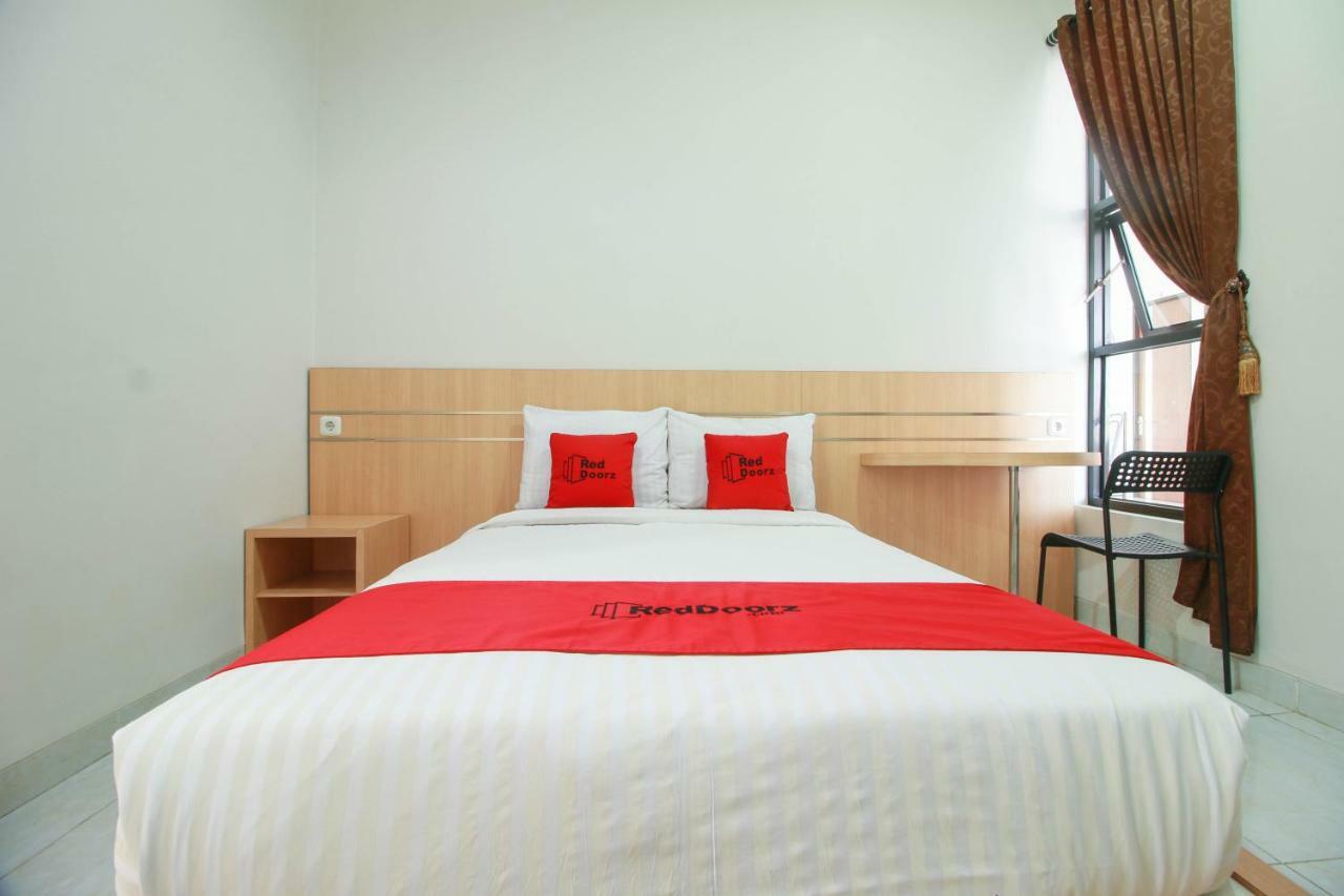 Reddoorz Syariah Near Universitas Jenderal Soedirman Purwokerto Kültér fotó
