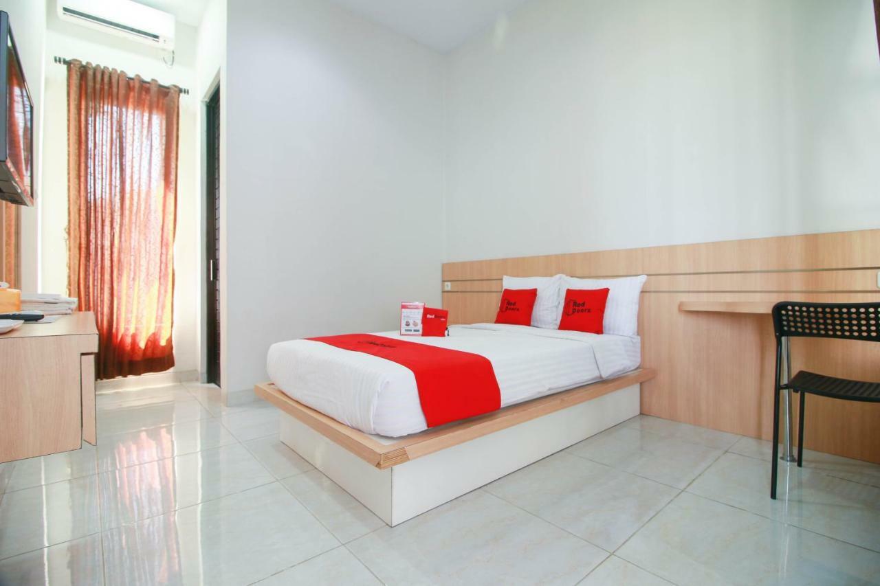 Reddoorz Syariah Near Universitas Jenderal Soedirman Purwokerto Kültér fotó